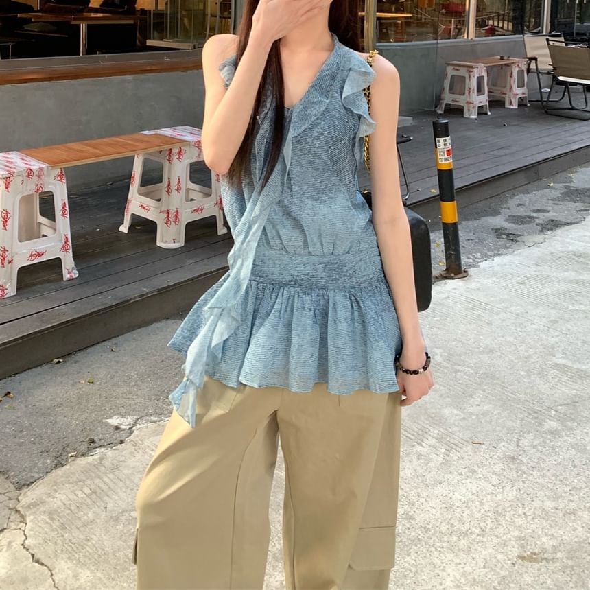 Plain Patterned Leg Waist Cargo Ruffle Top / High Halter Pants Print Wide