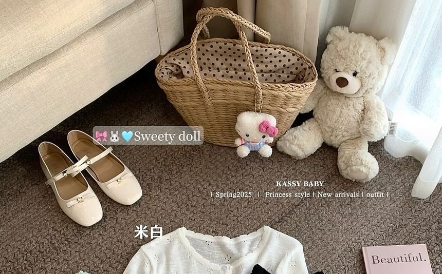 Neck + Round Plain Lace V-Neck Set: Trim Top Camisole Cardigan Knit