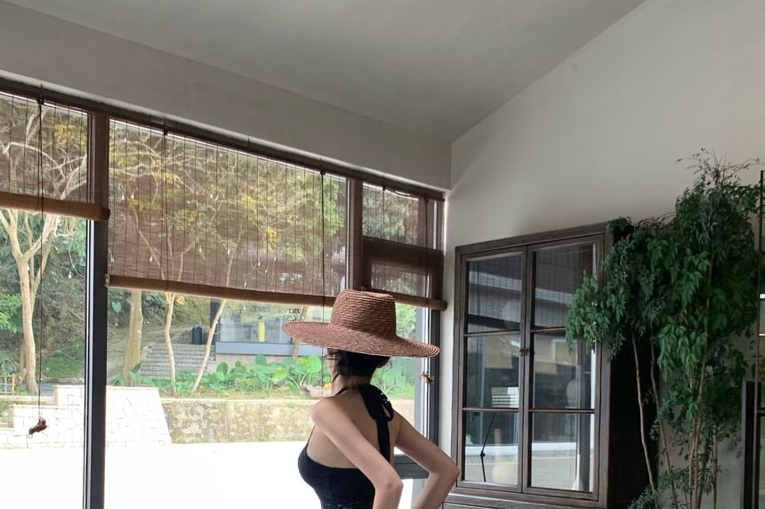 Lace Wide Waist Top Halter Pants Leg / High Plain