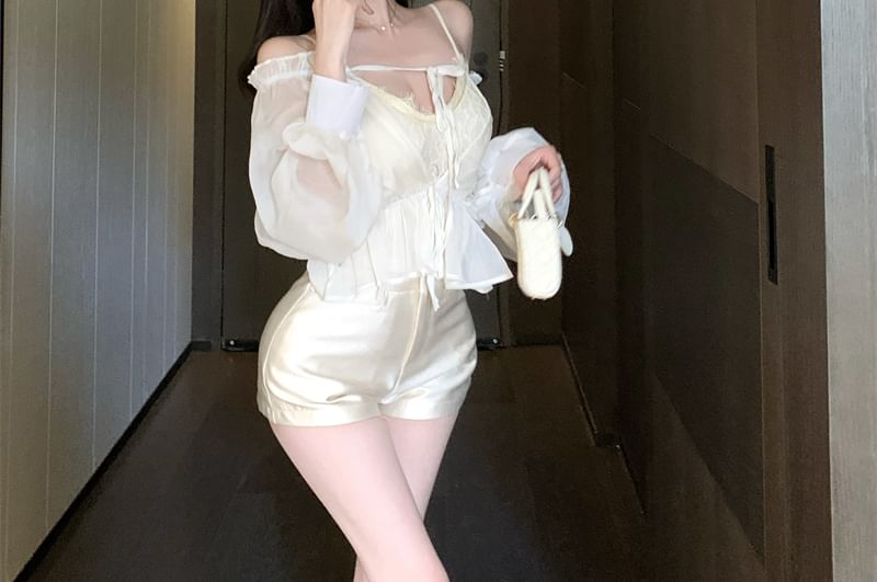 Shorts Waist High Tie Satin Front Top Long Plain / Off Lace Cami V-Neck Shoulder Sleeve