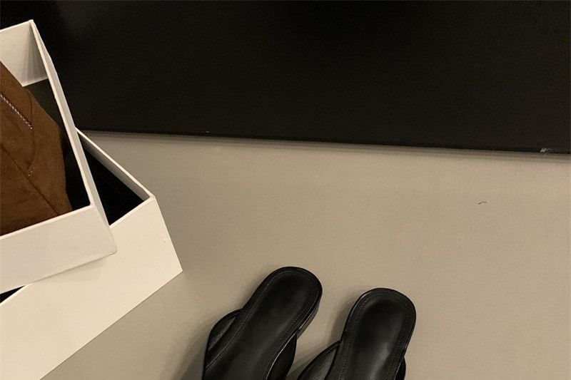 Leather Mules Pointed Faux