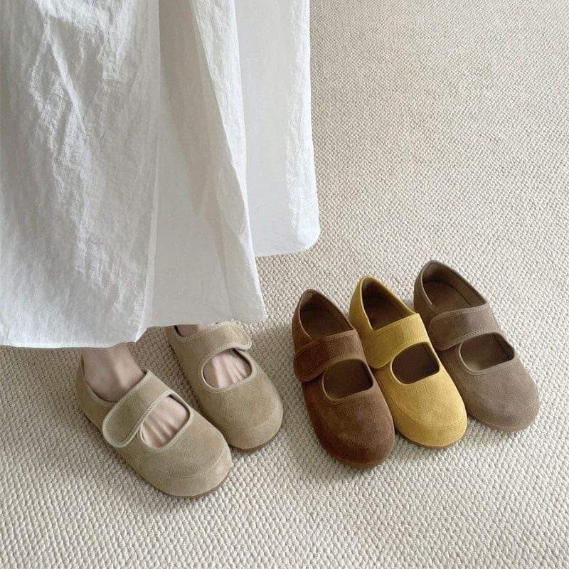 Adhesive Flats Strap Plain