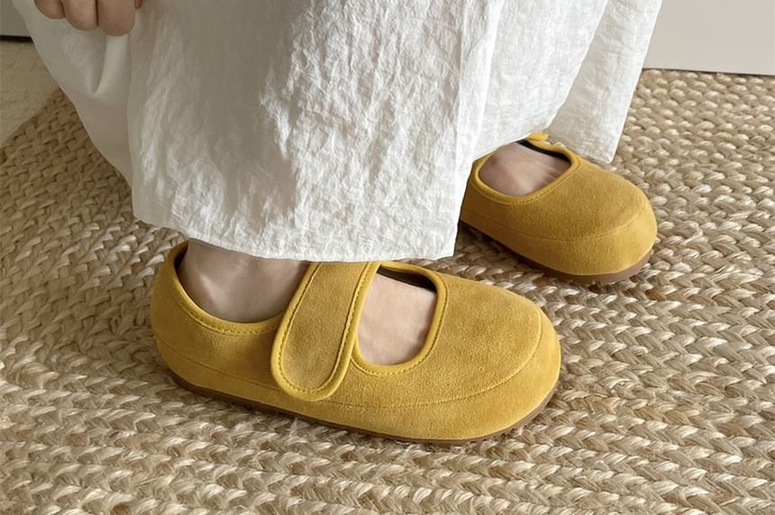 Adhesive Flats Strap Plain