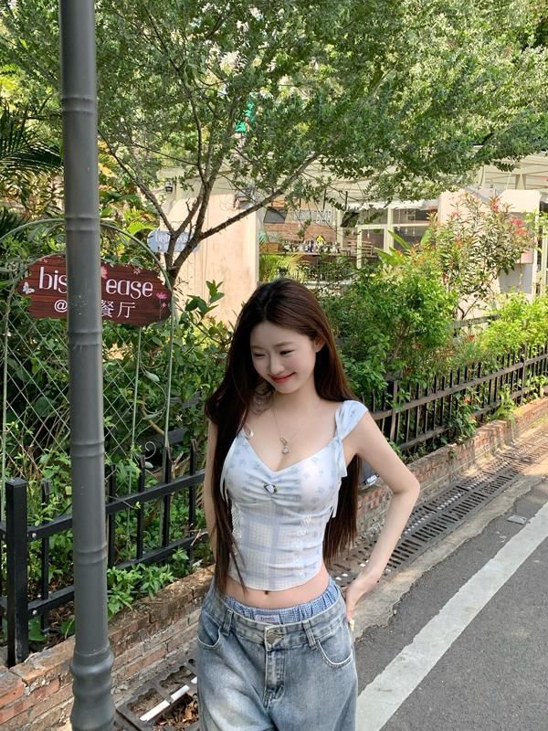 Top Floral Panel Print V-Neck Camisole Bow