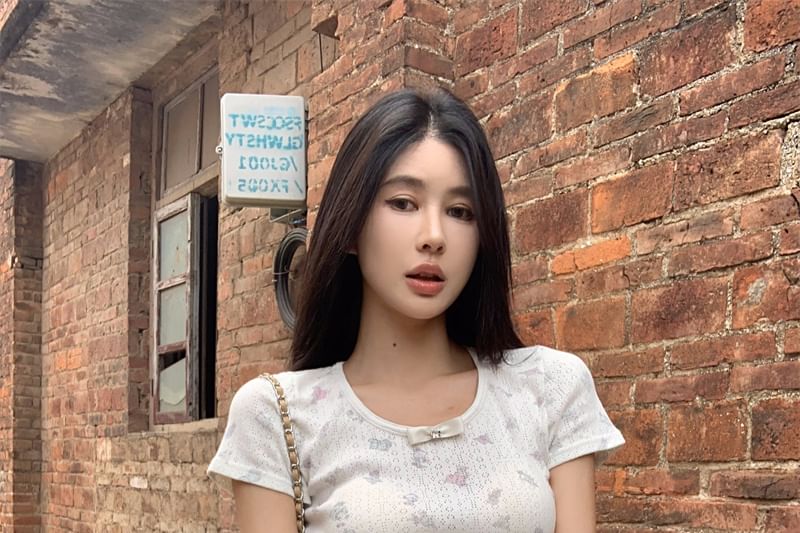 Sleeve T-Shirt Pointelle Neck Round Short Bow