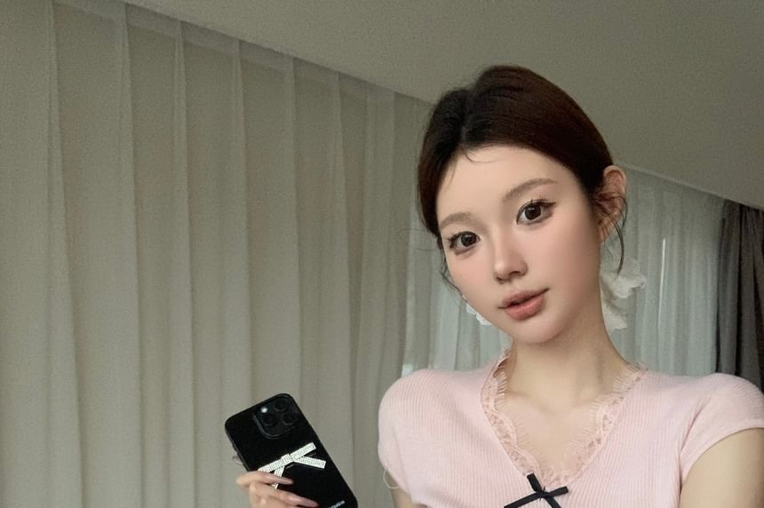 Trim Cap Sleeve Plain V-Neck Lace Top Knit Bow