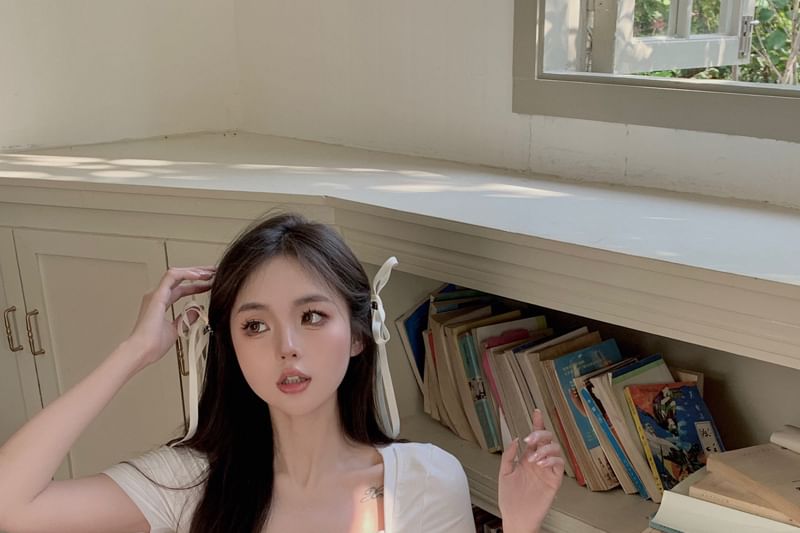 Two Plain Mock Neck Short Square Sleeve Piece Top Ruched