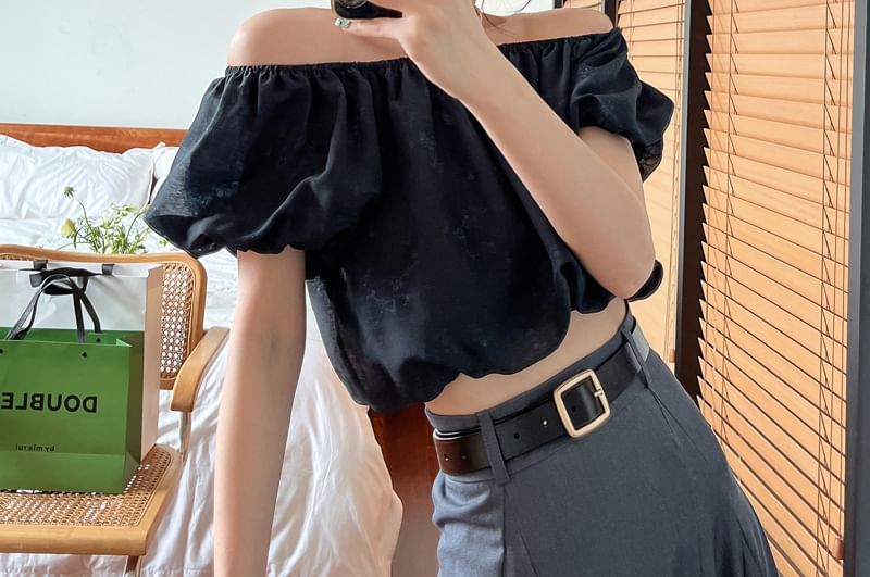 Plain Off Blouse Puff-Sleeve Crop Shoulder