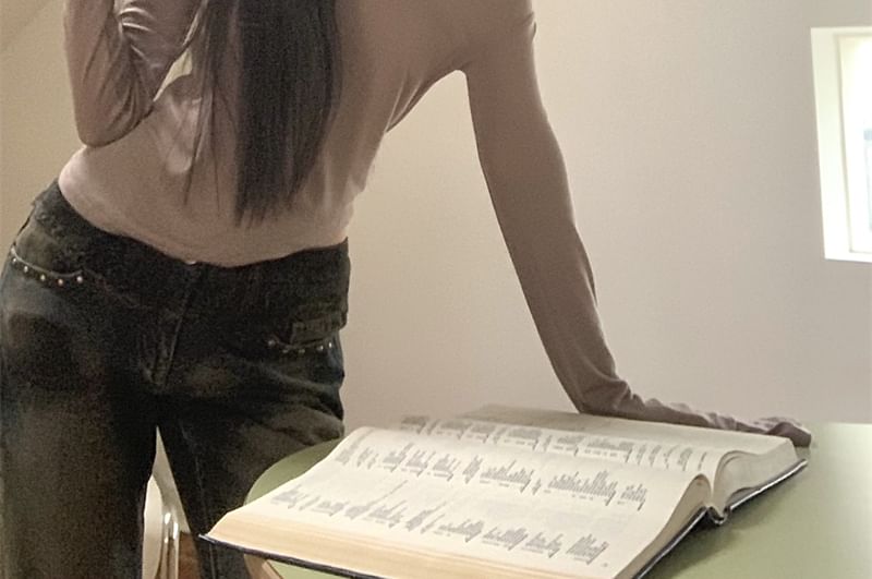 Shoulder Crop Long-Sleeve Plain Top Off