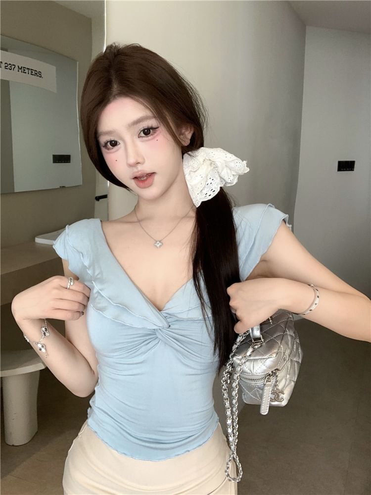 Knot T-Shirt V-Neck Cap-Sleeve Plain