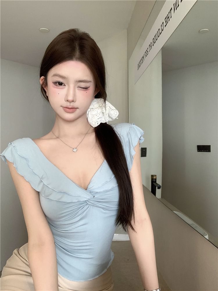 Knot T-Shirt V-Neck Cap-Sleeve Plain