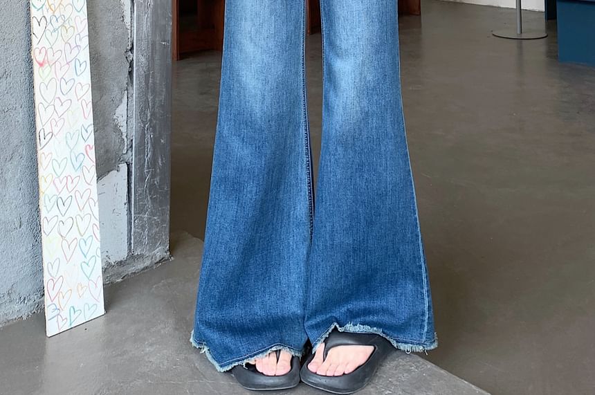 Flared Jeans High Rise Washed