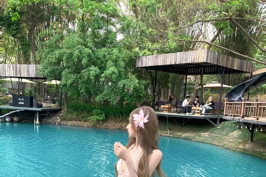 Rise Cropped V-Neck + A-Line Skirt Halter Plain Top Asymmetrical Maxi Set: Low