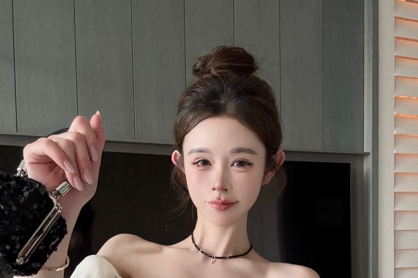 Rhinestone Plain Off-Shoulder Blouse Puff-Sleeve Bow