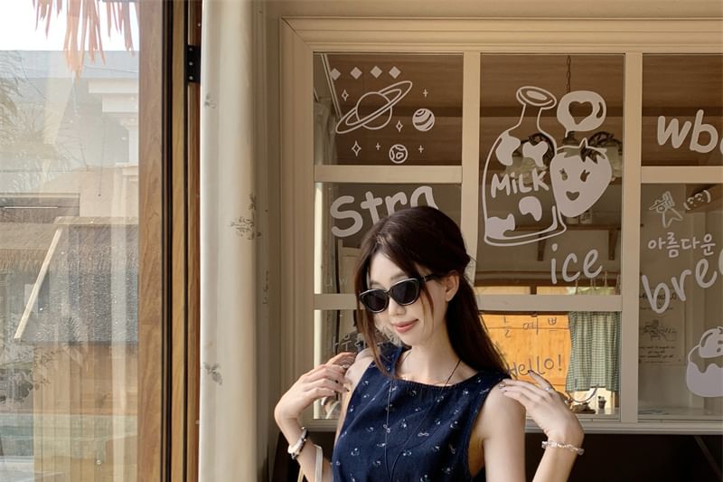 High Pants Rise / Floral Asymmetrical Wide Leg Tank Plain Top