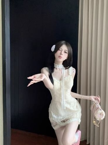 Spaghetti Lace Mini Floral Strap Bodycon Dress