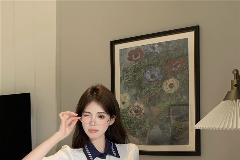 Embroidered Collar Short-Sleeve T-Shirt Letter