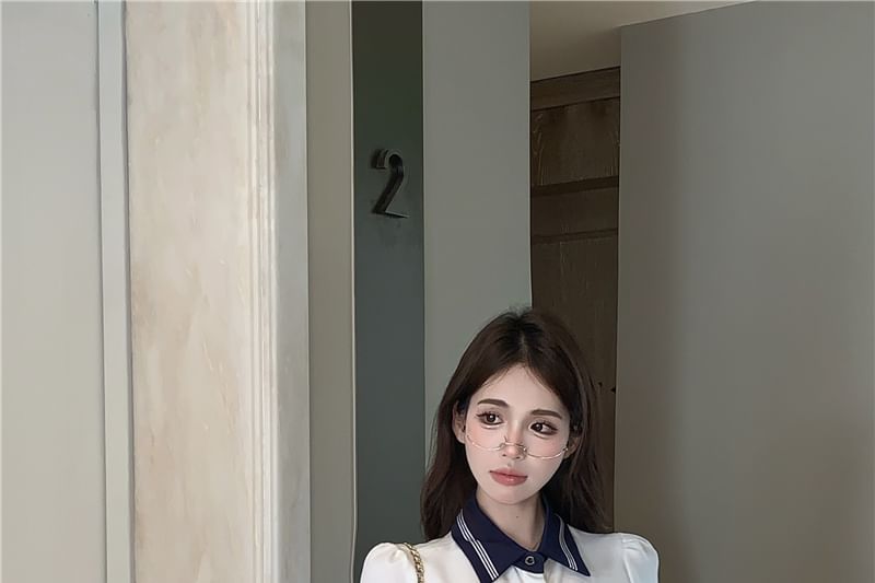 Embroidered Collar Short-Sleeve T-Shirt Letter