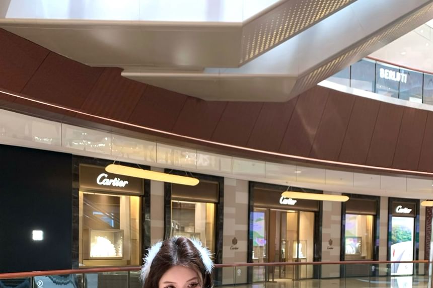 / Balloon Shorts Square-Neck Top Puff-Sleeve Waist High Lace Fishbone