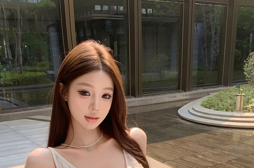 V-Neck Top Trim Cami Fishbone Lace