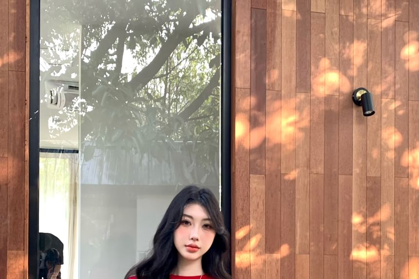 Rise Rhinestone Neck / Crop Short-Sleeve Low Shorts Buckled Tee Crew Plain