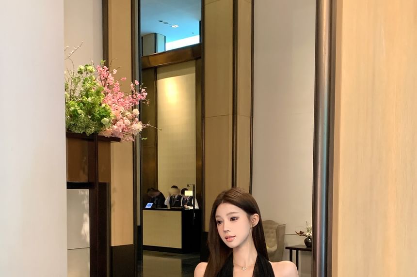 A-Line Lace Top Plain Waist Mid Button-Up Crop Skirt Midi / Halter-Neck