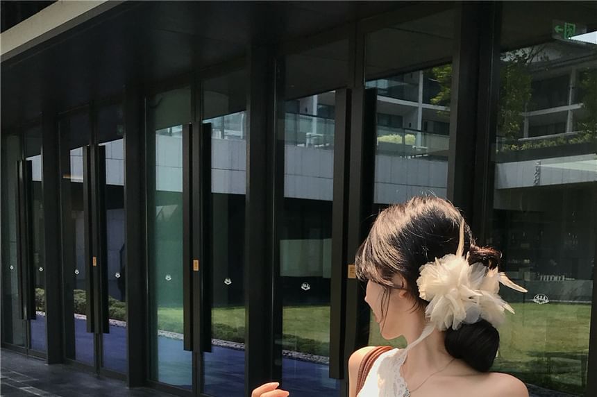 Crop Lace One-Shoulder Top