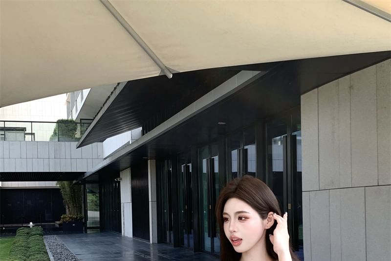 Top Wrap Lace V-Neck Sleeveless