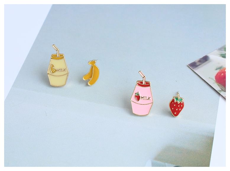 Stud Clip-On / Asymmetrical Fruit Milk Earring
