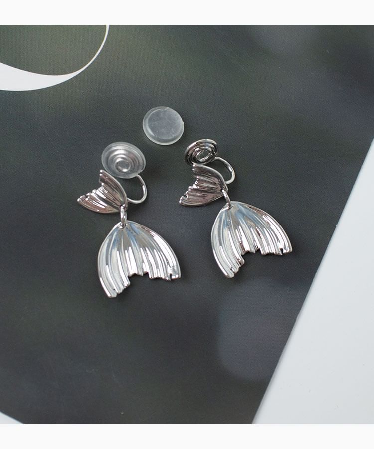 Stud / Clip-On Fish Tail Earring