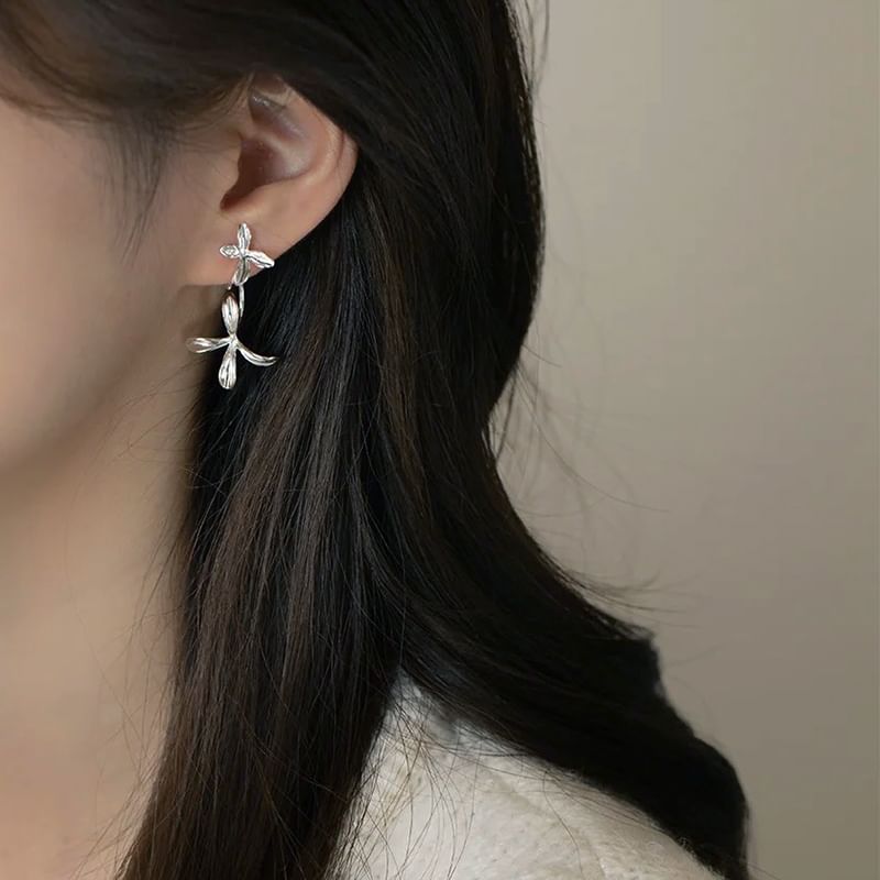/ Drop Clip-On Flower Earring