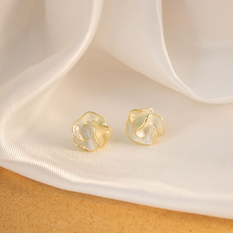 Flower Clip-On Stud / Earring