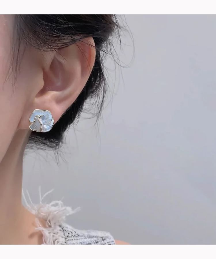 Flower Clip-On Stud / Earring