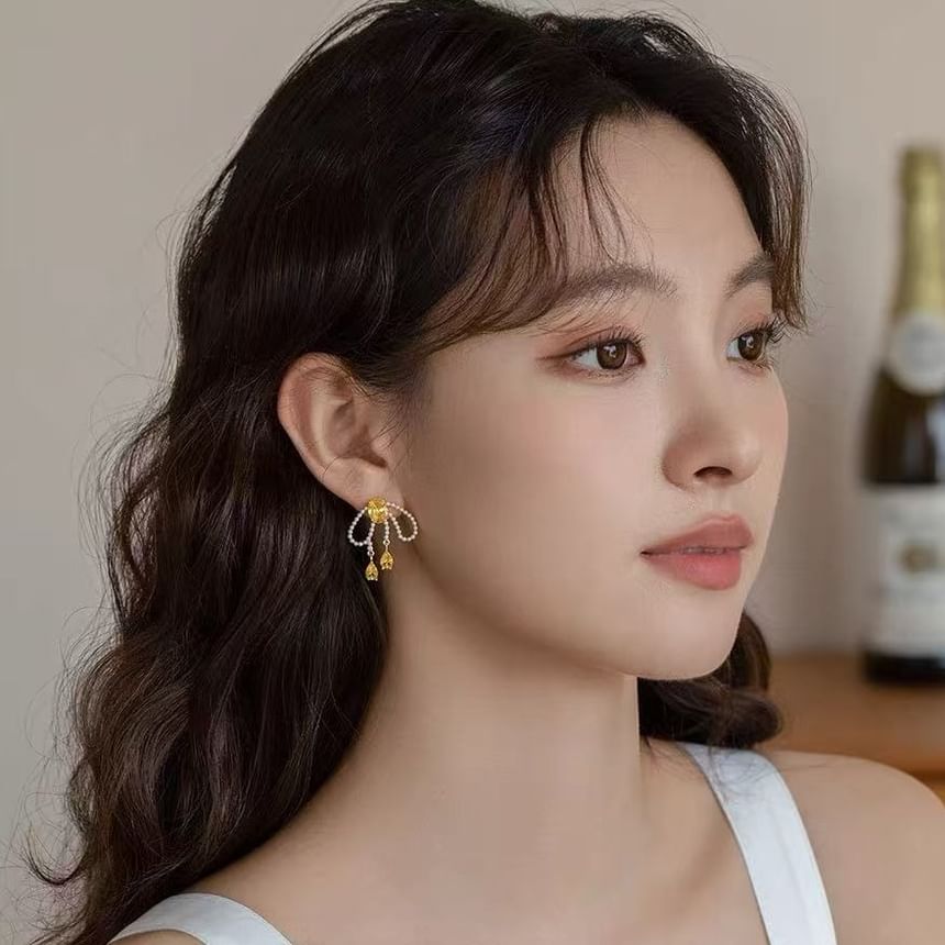 Stud Bow Beaded Earring