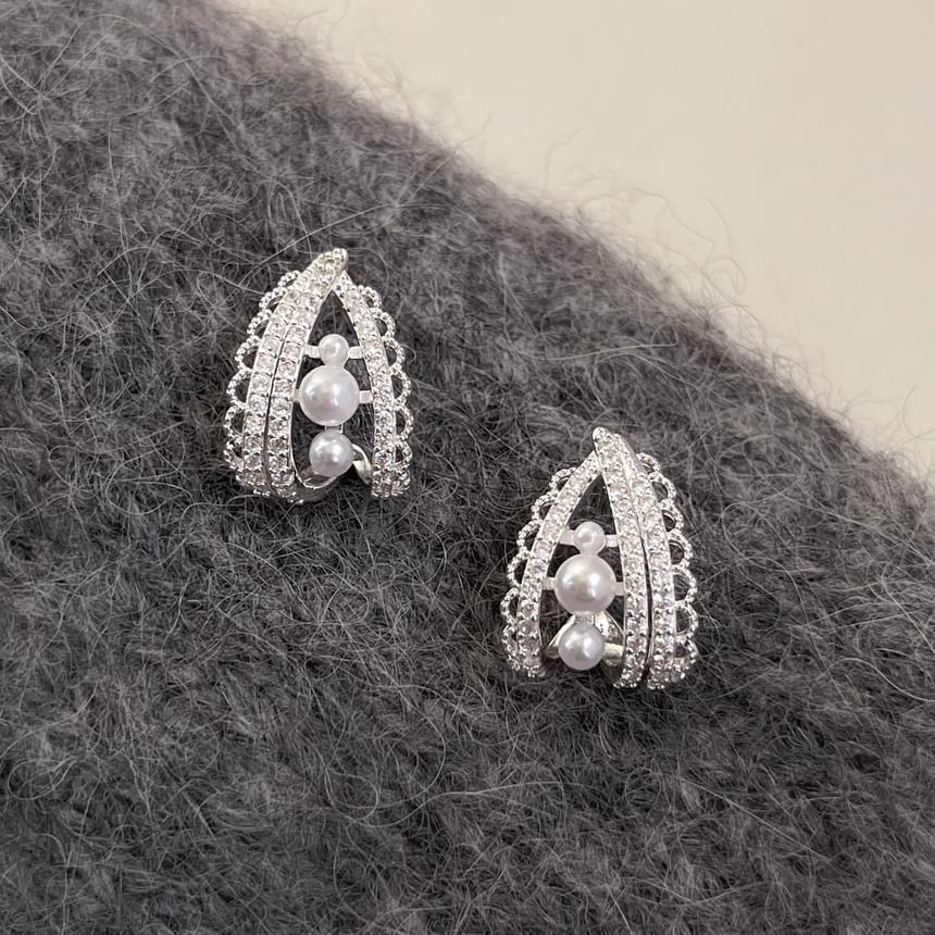 Pearl Faux Earring Hoop