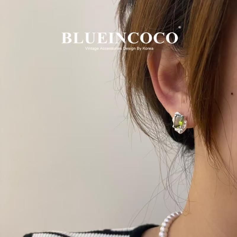 Stud Earring Gemstone