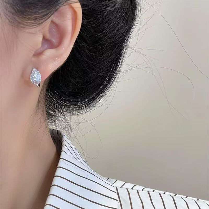 Earring Leaf Rhinestone Stud