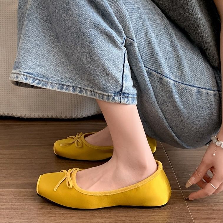 Toe Square Accent Ribbon Flats