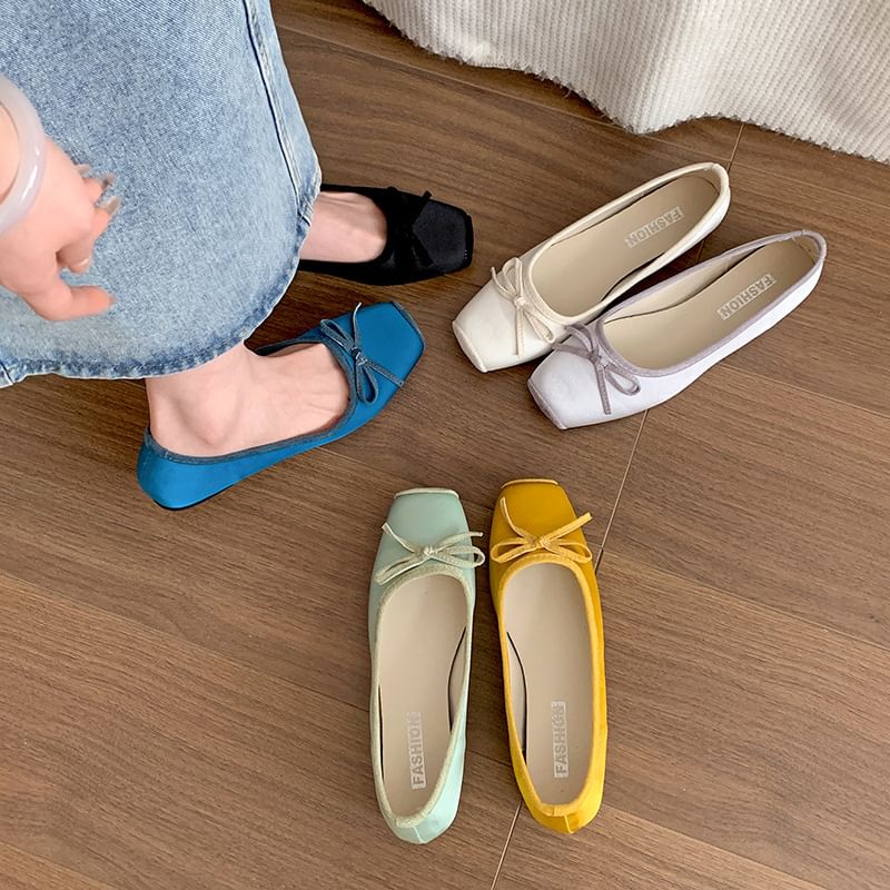 Toe Square Accent Ribbon Flats
