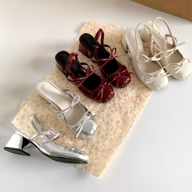 Accent Heel Ribbon Block Slingback Sandals