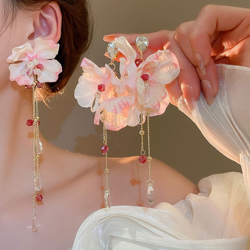 Alloy Floral Designs) Fabric Dangle Earring (Various