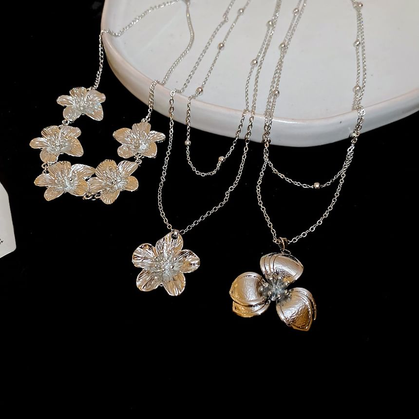 Floral Alloy Designs) Choker (Various