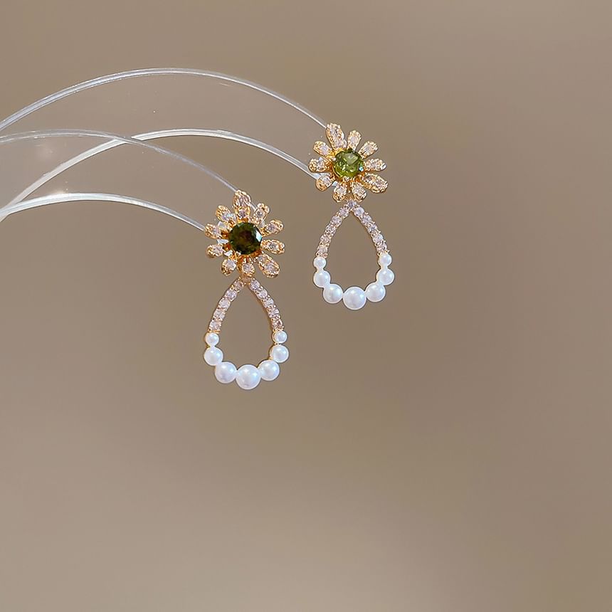 Pearl Drop Alloy Faux Rhinestone Floral Earring