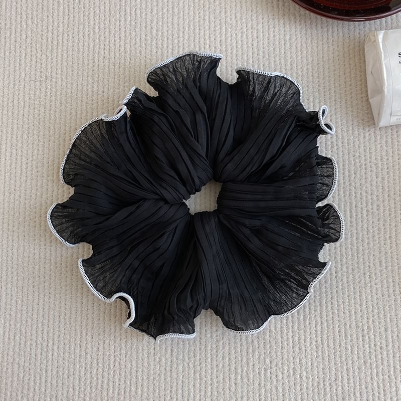 Contrast Scrunchie Trim