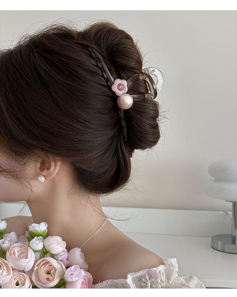 Faux Claw Flower Hair Pearl Acrylic