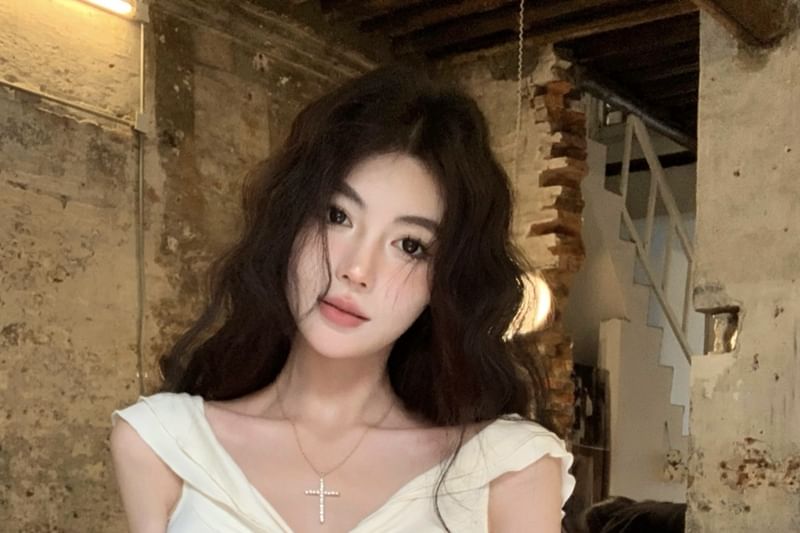 V-Neck Plain Crop Cap-Sleeve Top