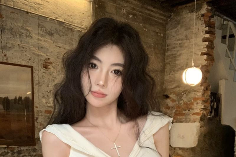 V-Neck Plain Crop Cap-Sleeve Top