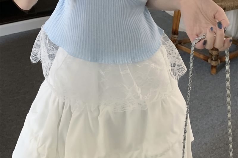 Top Trim Lace Short-Sleeve V-Neck Knit Plain