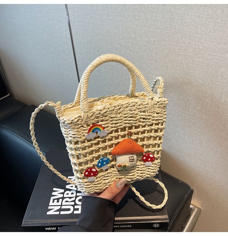 Applique Handle Crossbody Straw Mushroom Bag Top