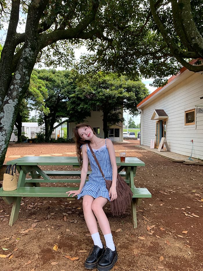 Strap Spaghetti Trim Mini Dress Layered Lace A-Line Gingham V-Neck